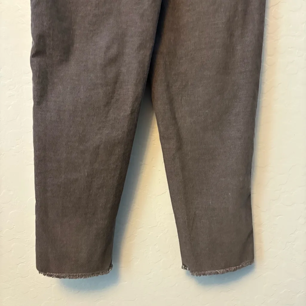 Aerie dark gray corduroy werk & play bib raw hem jumpsuit overalls XS - Image 16