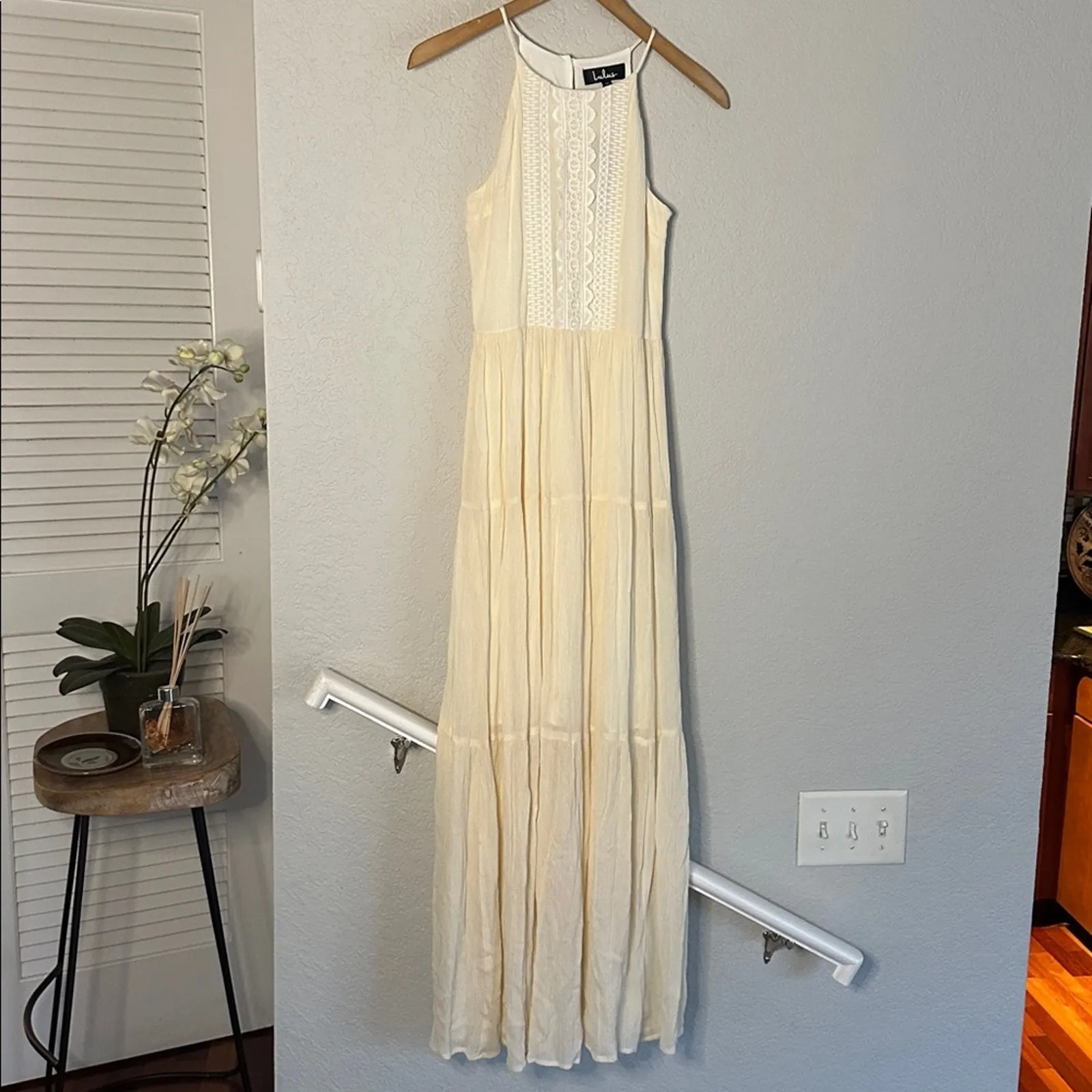 NEW Lulus Cream Crochet Embroidered Halter Tiered Boho Maxi Dress Beach Bridal - Image 4