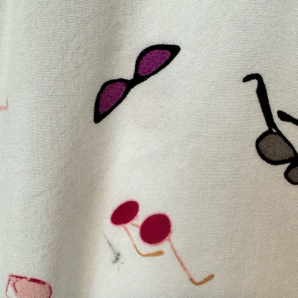 Cooper and Ella Sunglasses Button Down Size Medium - Image 9