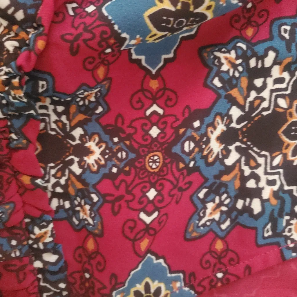 Forever 21 Dress in Red and Blue Pattern Long Sleeve Baby Doll Size Small New - Image 4