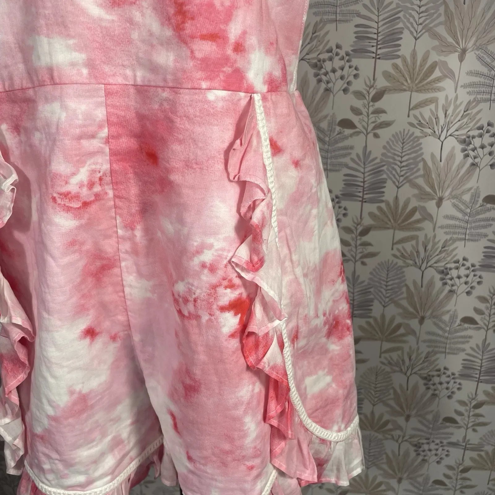 NWOT Lovers + Friends‎ Anniston Romper XL Pink  Tie Dye Ruffle Strapless No Belt - Image 4