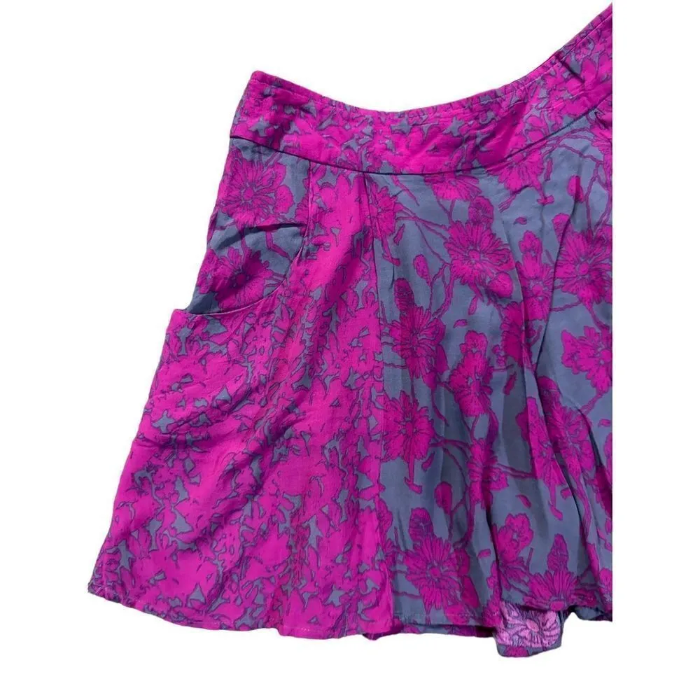 Free People Sheila Vivid Purple & Gray Floral
Culotte Shorts sz 2 boho - Image 5