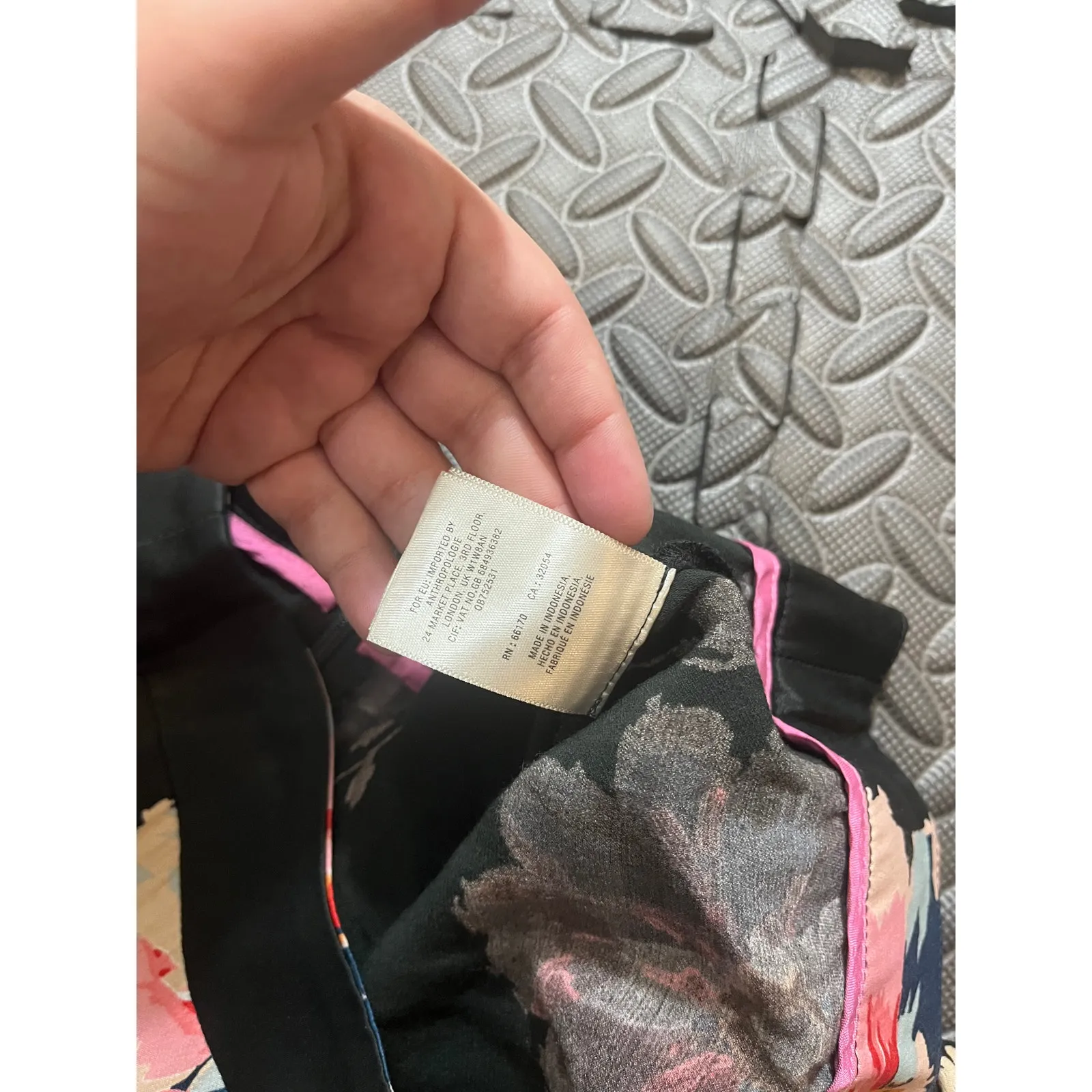 Anthropologie Elevenses Floral Tansy Ruffle Pants Size 4 Black Satin‎ Wide Leg - Image 5