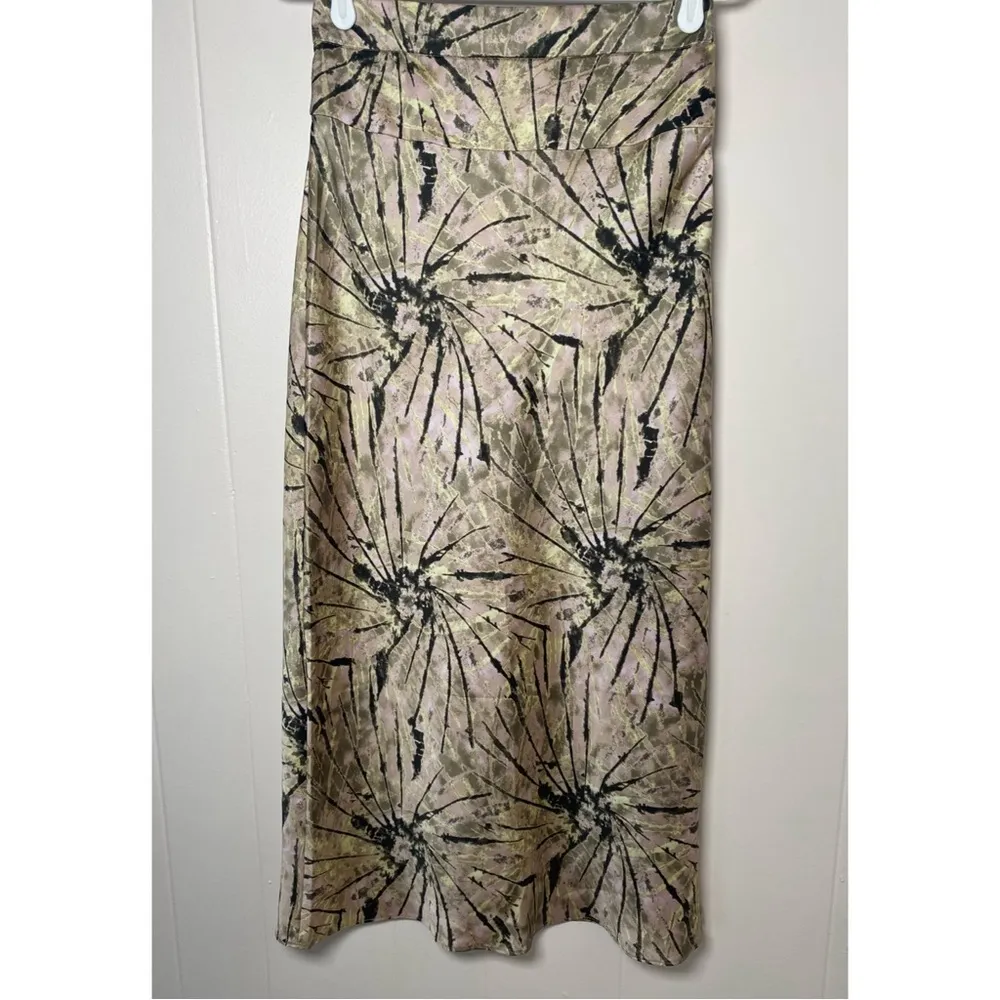 Free People Normani Bias Printed Skirt in Magic Smoke Combo Size 2 Gently Used - Image 4