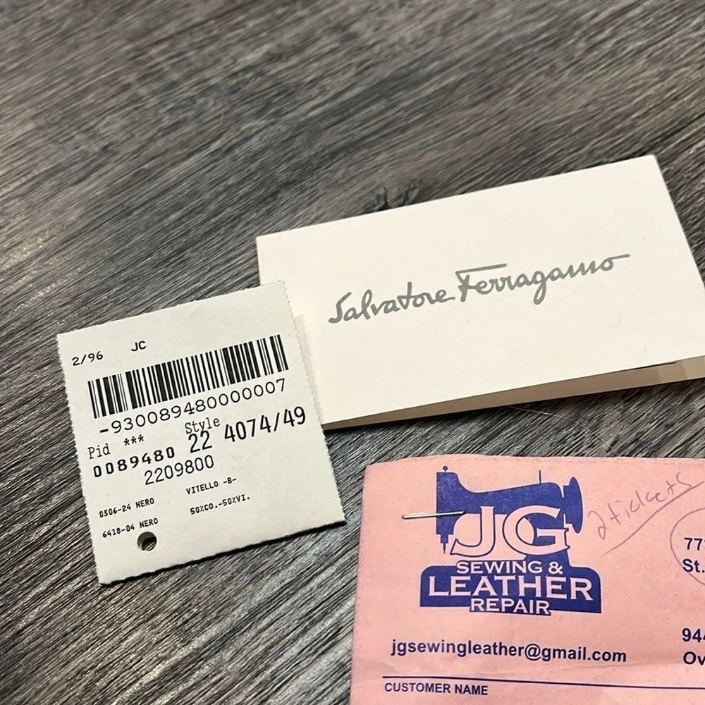 Ferragamo Vara Bifold Wallet Gold ($550) ✨ professionally cleaned and relined ✨ - Image 14