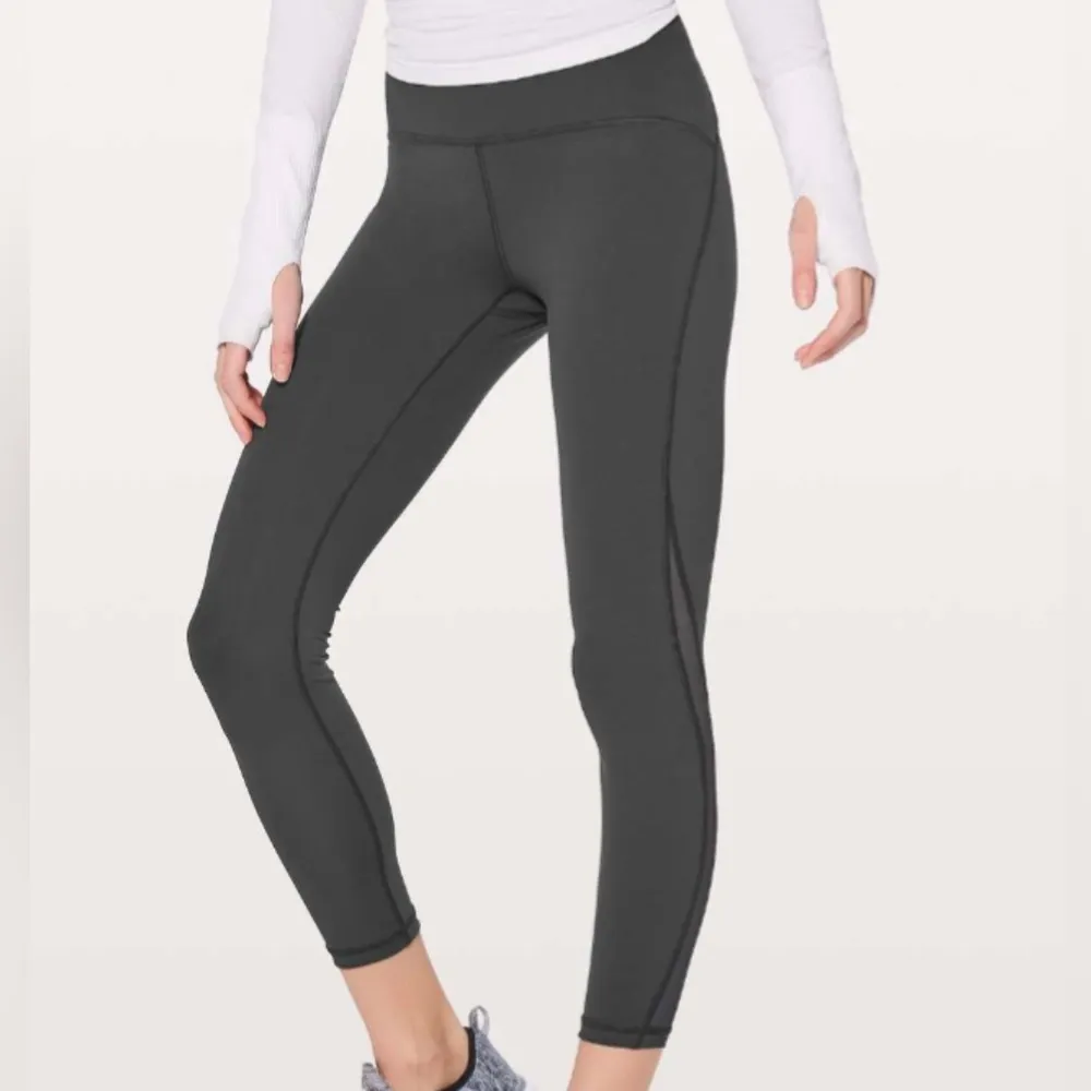 Lululemon deep coal train time 7/8 25" leggings size 8 - Image 2