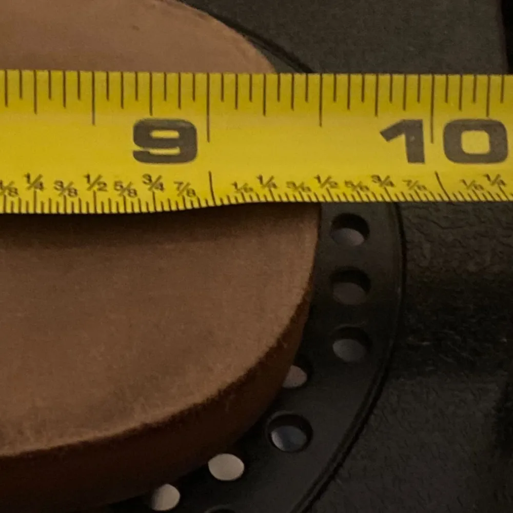 Rainbow sandals size 6 - Image 10