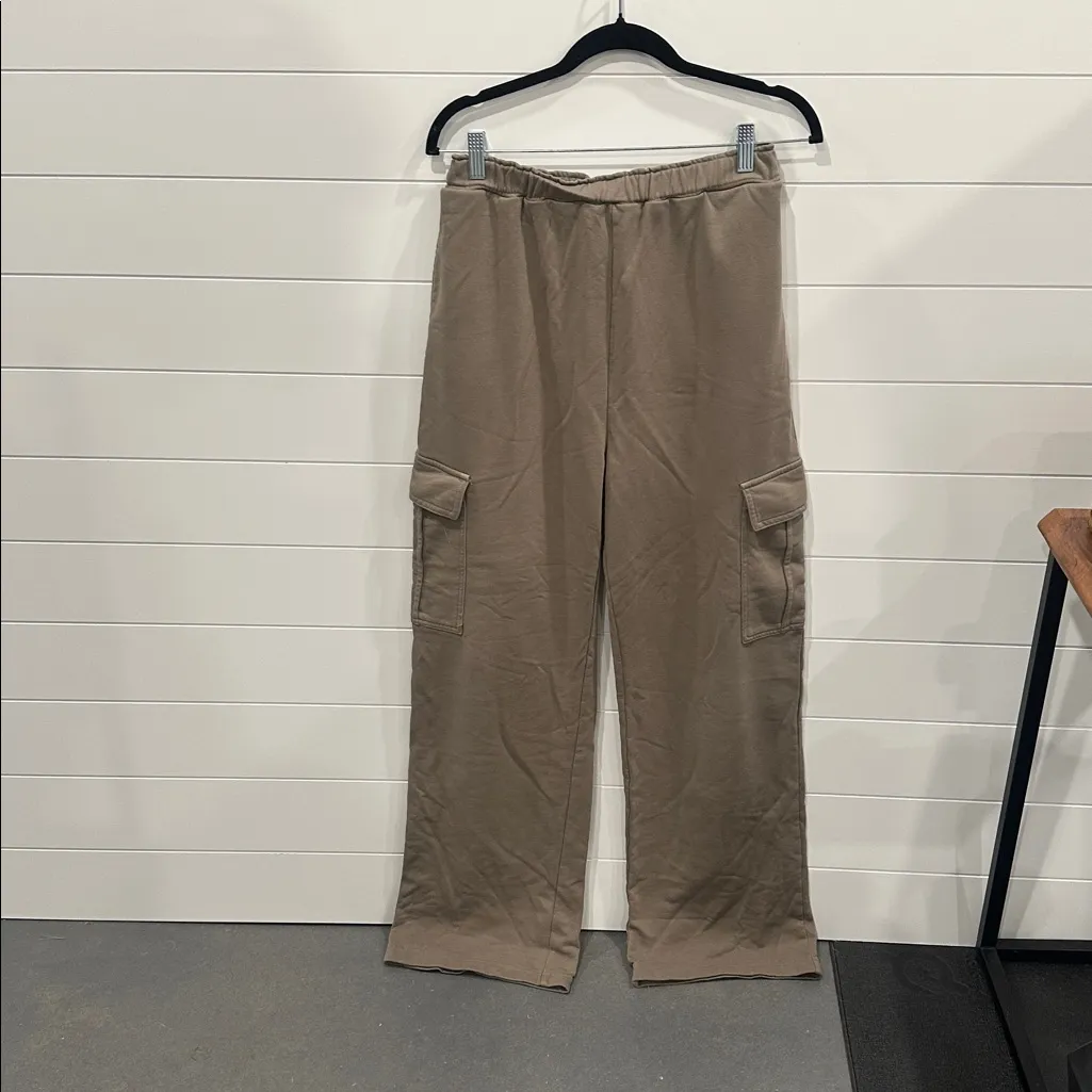 Le Lis Olive Green Cargo Pants - Image 6