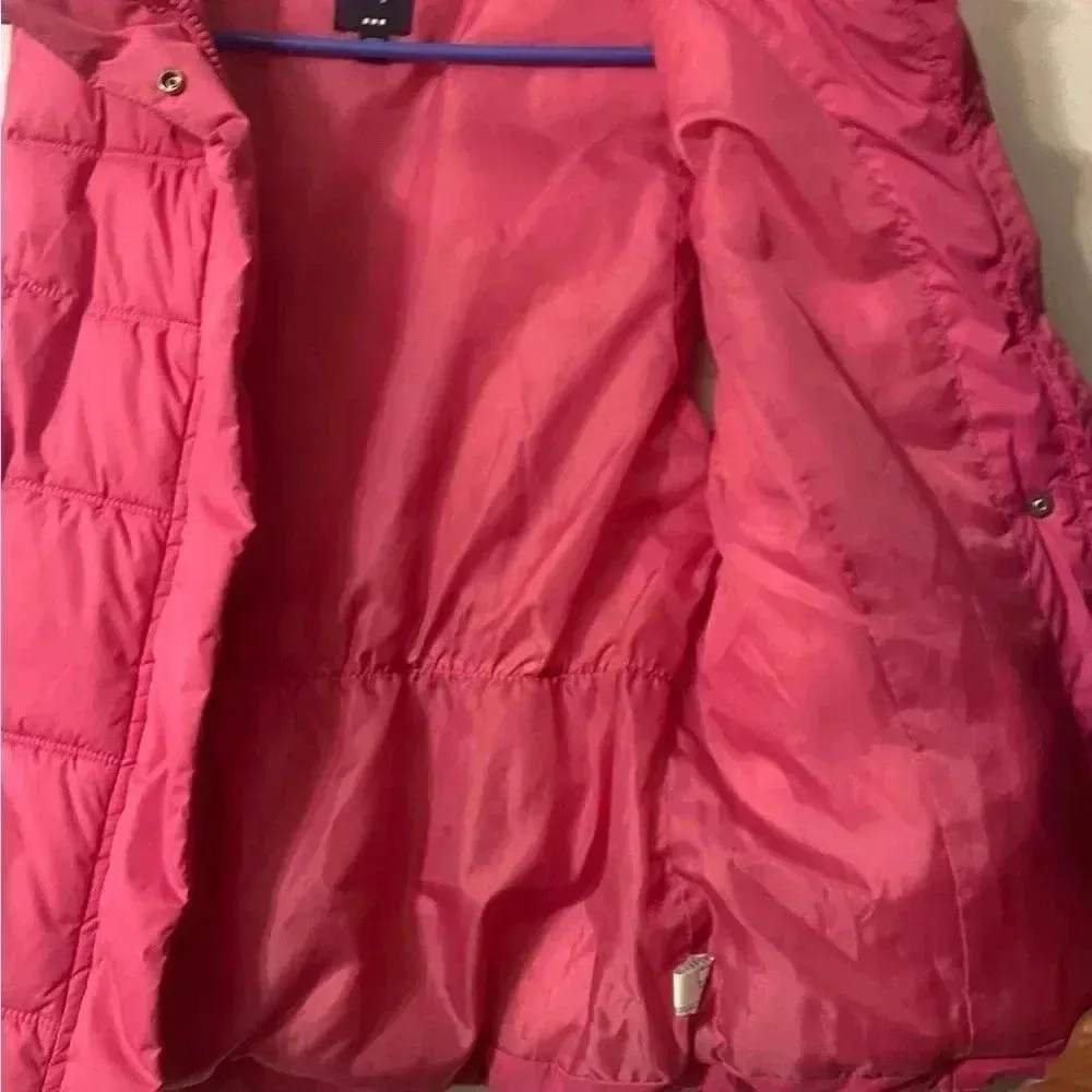 Gap  Pink Puffer Vest‎ Wonen’s Size Medium - Image 6
