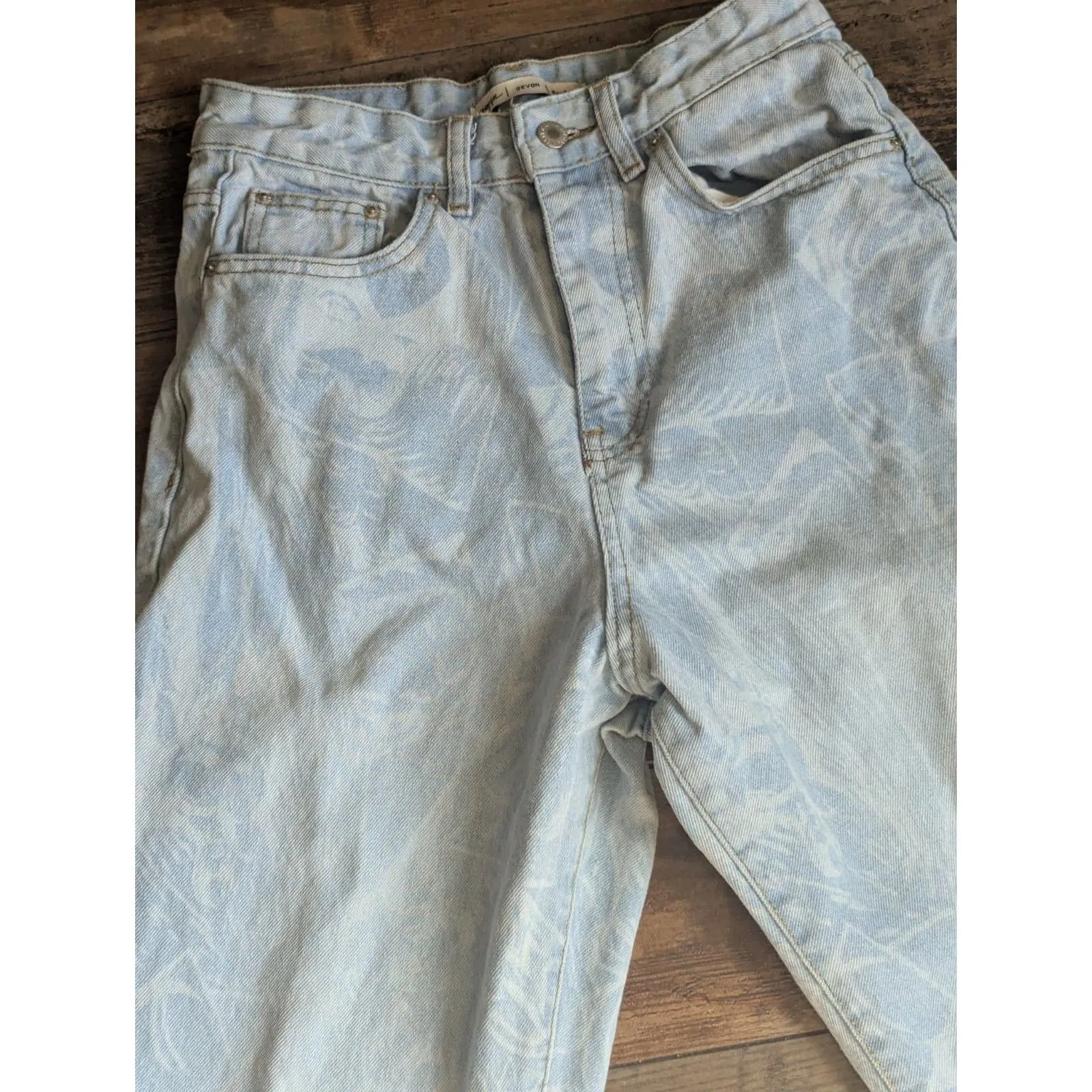 NASTY GAL Devon Boyfriend Jeans Light Wash Y2K Retro Floral Denim US 4 - Image 2
