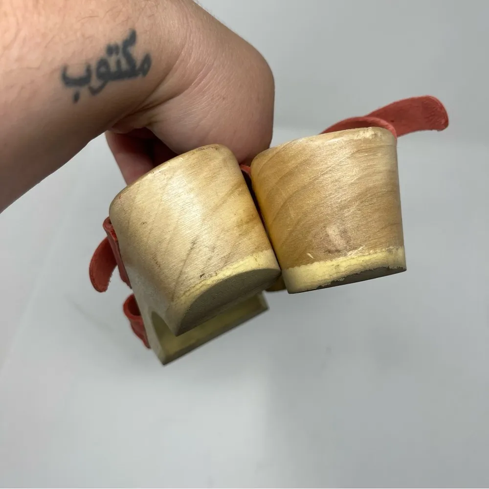 Loeffler Randal Heart LR Lotte Slip-on Knot Clog in Coral teen sz 35 - Image 5