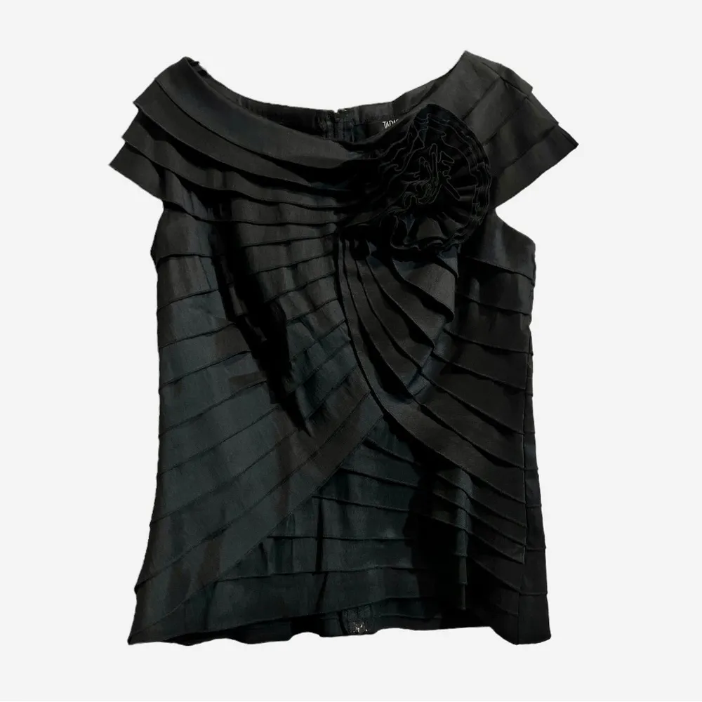 Tadashi Collection Taffeta Rossetti Tiered Cap Sleeve Top in Black, Size 14 - Image 8