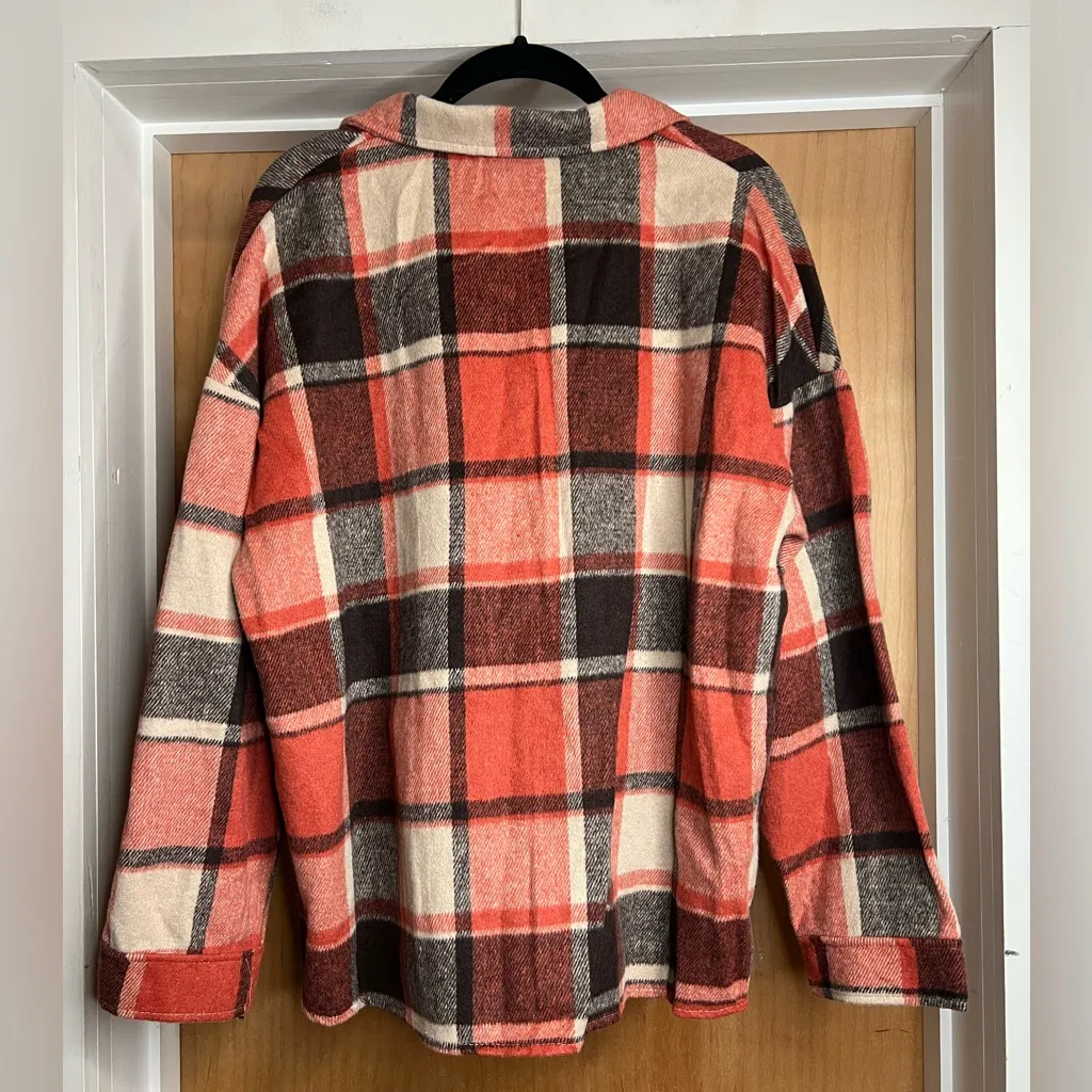 Julia Rose Women’s Orange Brown and Cream Plaid Flannel Size: Medium - Image 4