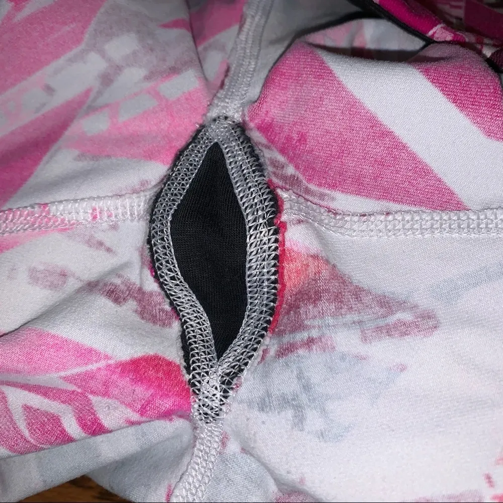 Victoria’s Secret VSX Knockout Crop Leggings Tights size XS - Image 6