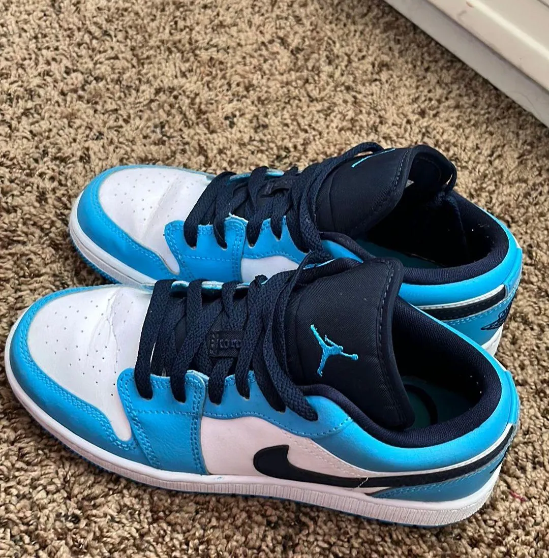Air Jordans 1 Low UNC - Image 4