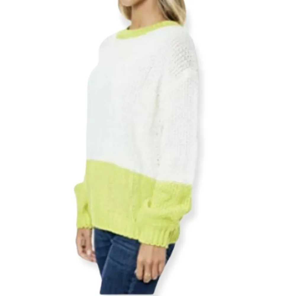 Elodie Women’s Color Block Crew Neck Sweater Size Medium NWT - Image 2
