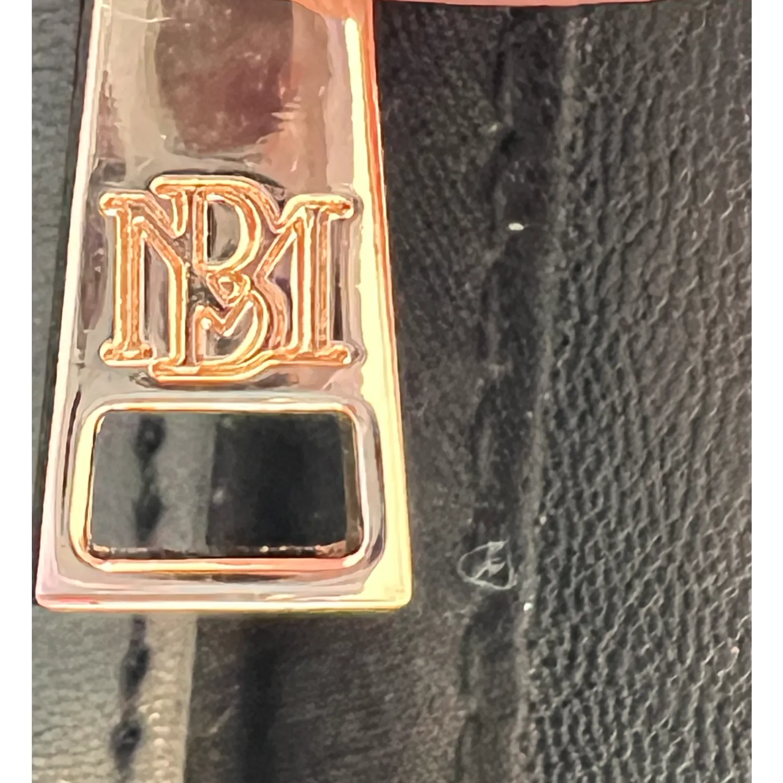 Vintage BADGLEY MISCHKA Purse Shoulder Bag Black Quilted Gold Chain Pockets - Image 3