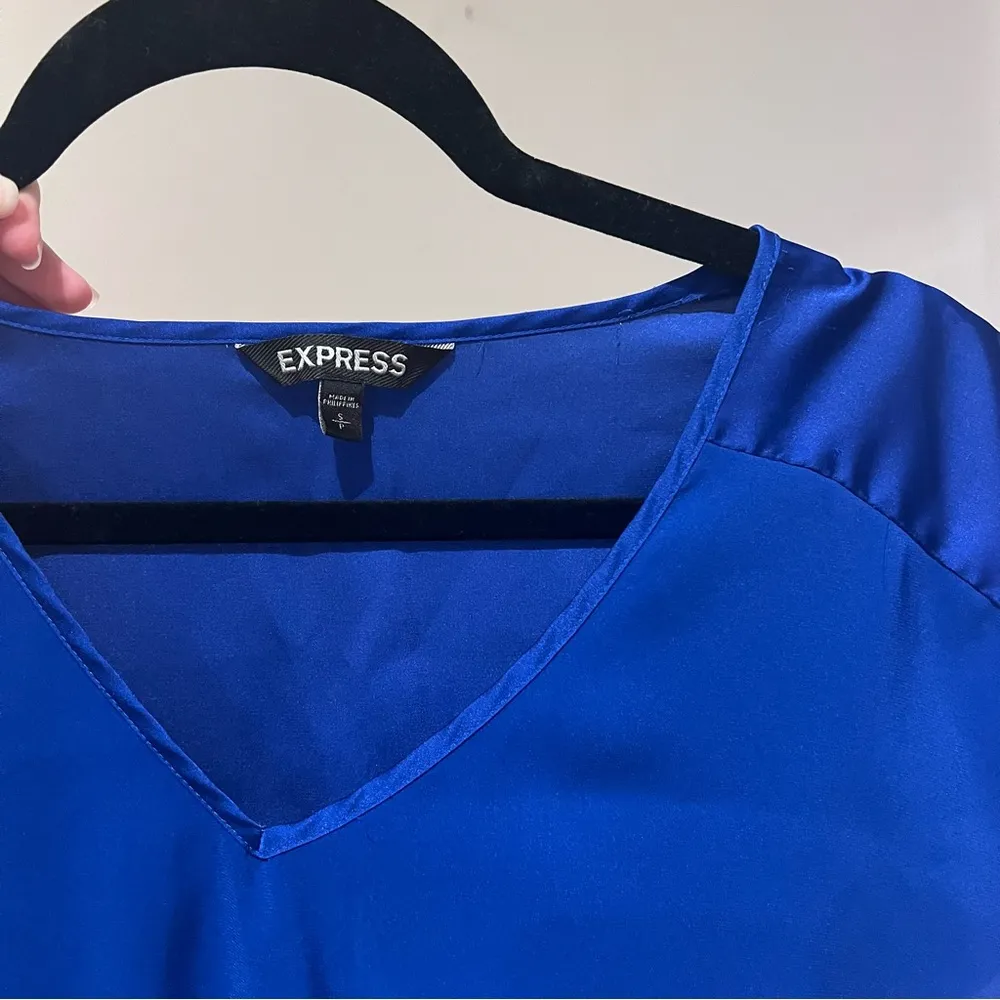 Express Royal Blue Short Sleeve Blouse - Image 4