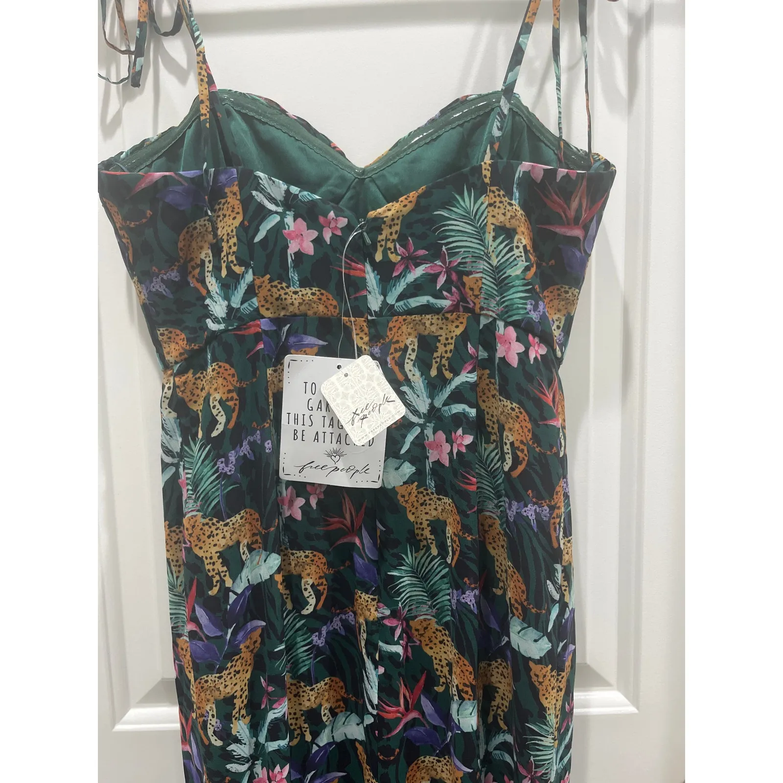 NWT Fame And Partners X FREE PEOPLE Elham Jungle Print Maxi Dress Sz 6 - Image 8