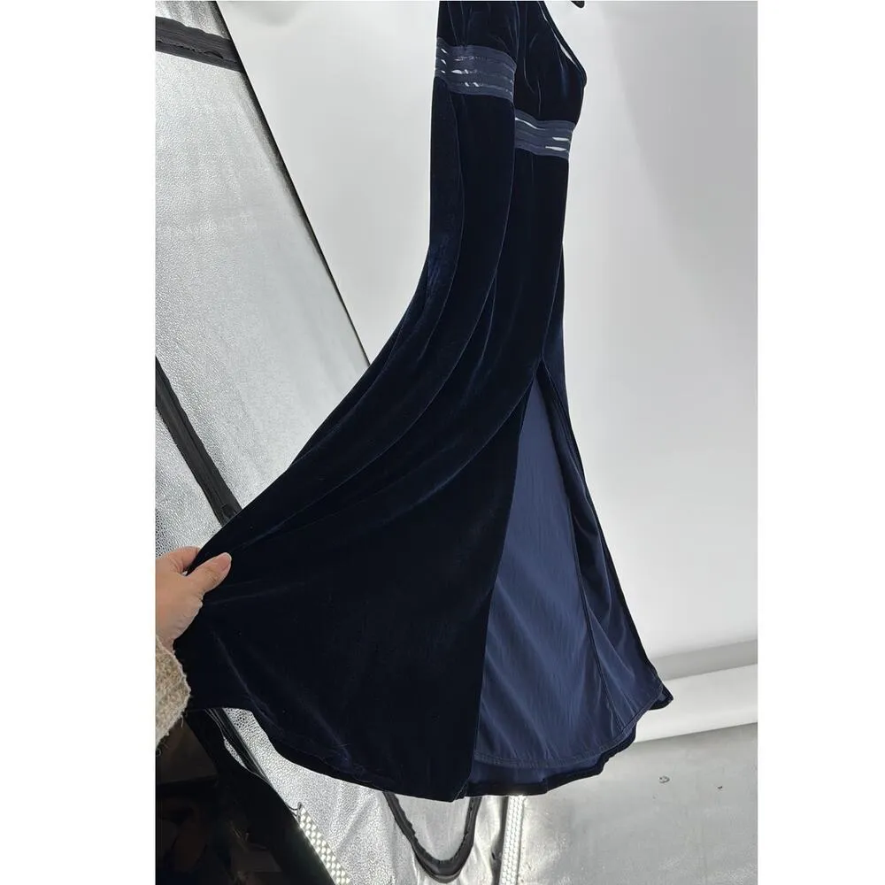 City Triangle navy blue velvet 90s prom dress size 15 side slit always in style - Image 5