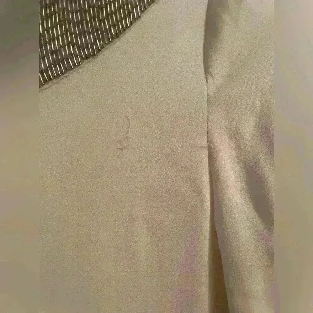 Alice + Olivia scoop neck, short sleeve, cream colored mini shift dress; size XS - Image 9