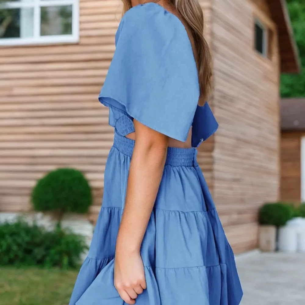 Short sleeve blue dress with open back detail Size XXL - Image 3