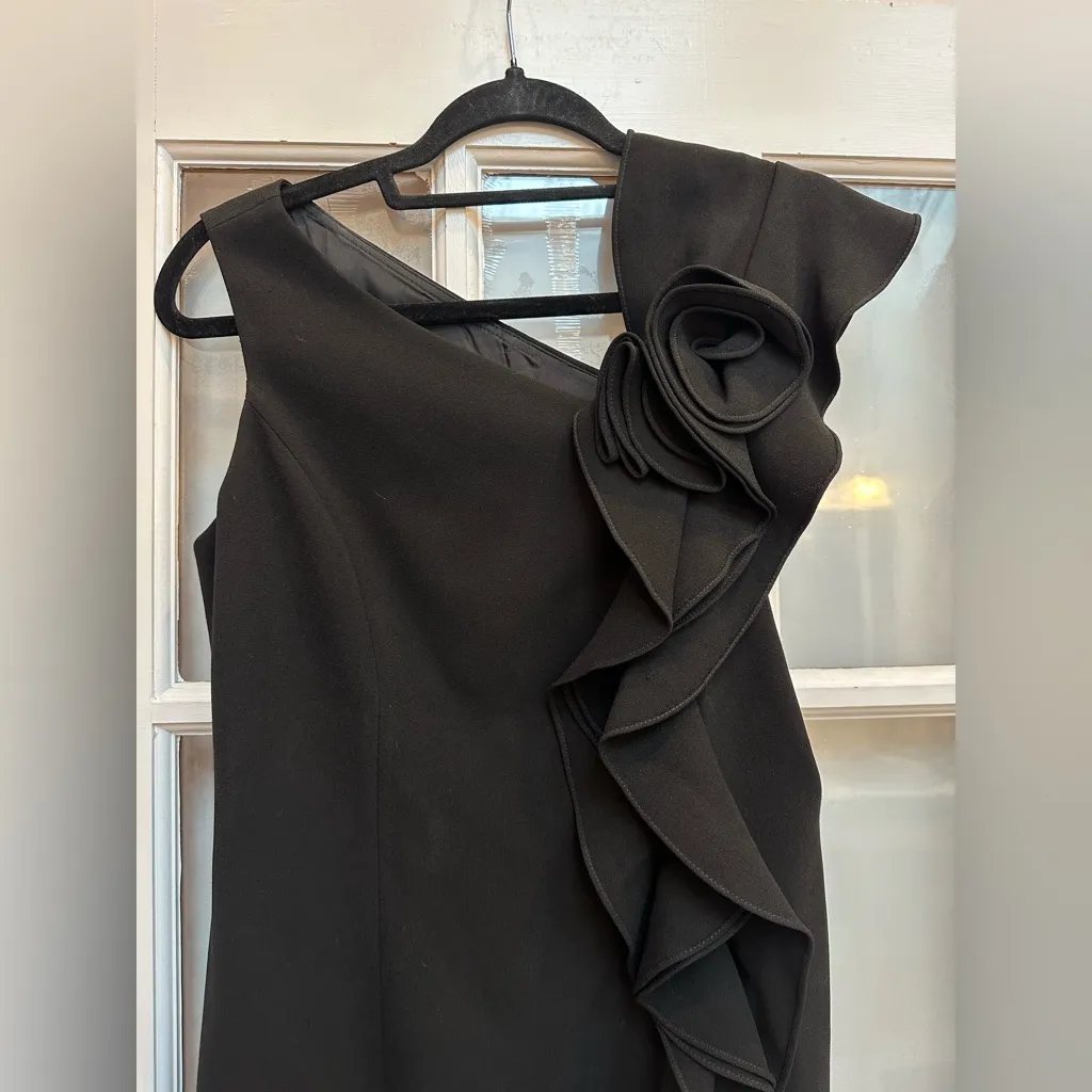 RICKIE FREEMAN FOR TERI JON Asymmetric Neck Crepe Dress Side Ruffle Size 2 XS Black - Image 3