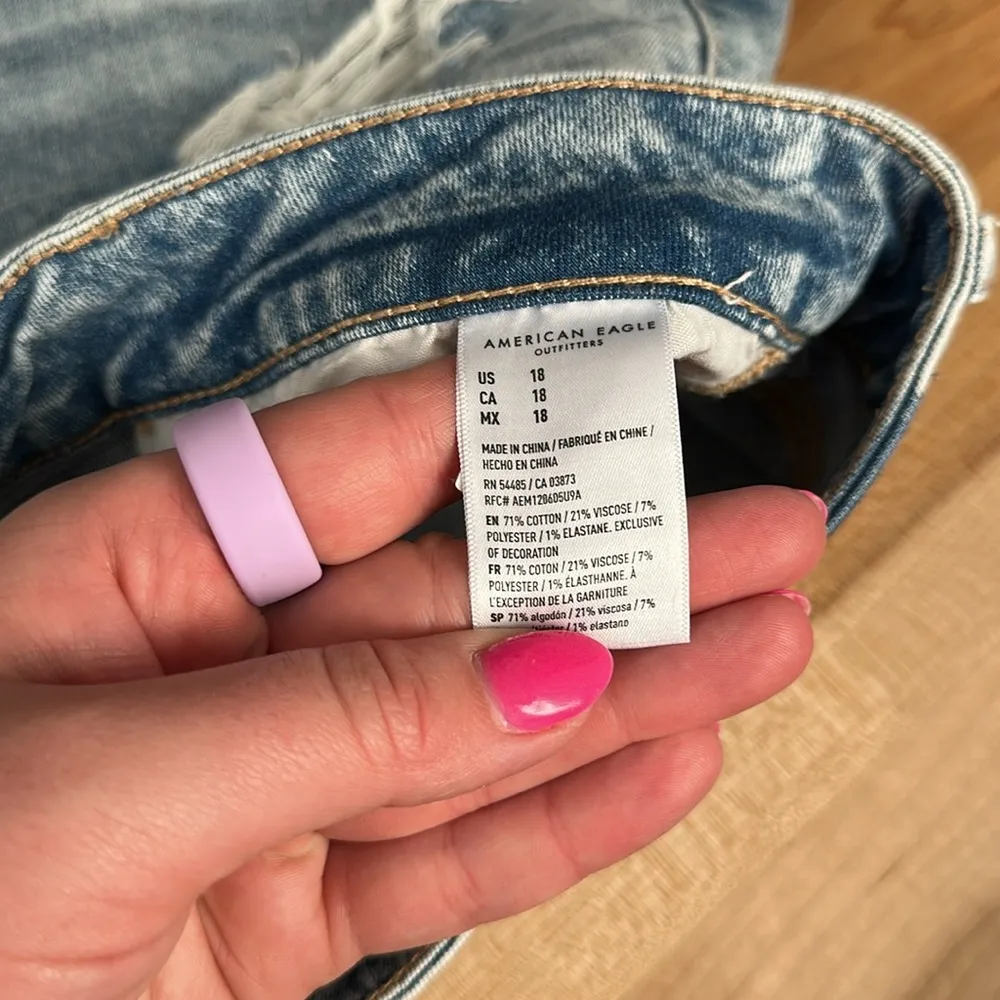 American Eagle Midi Jean Denim Shorts 18 - Image 7