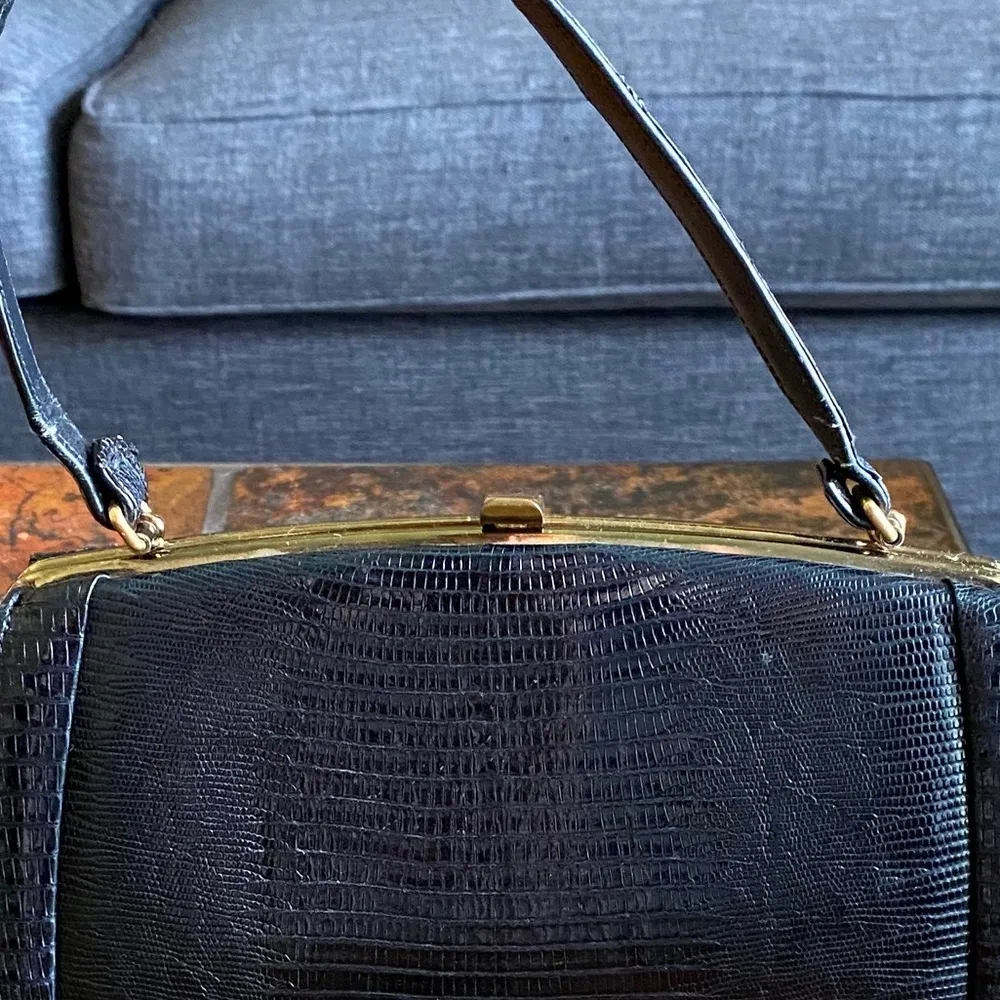Vintage Palizzio Lizard Clamshell Handb… Black - Image 4