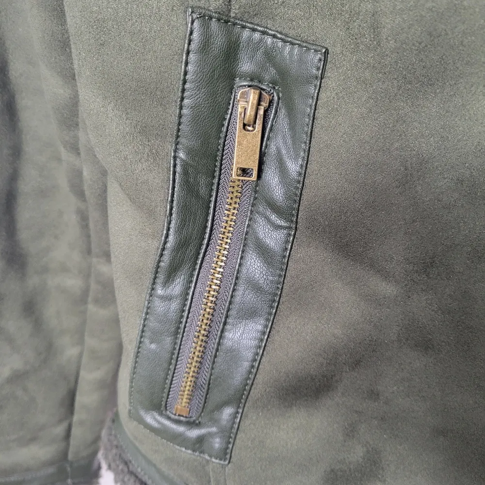 Green Aviator Sherpa Jacket Size Large - Image 3