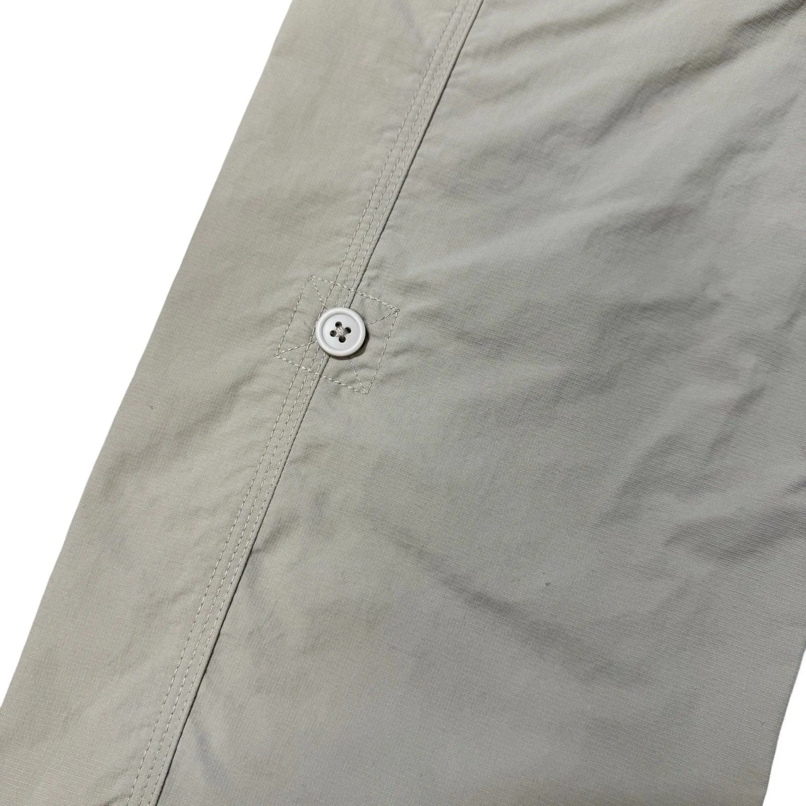 Mountain Hardwear Cargo Pants Womens 6/38 Khaki Convertible Zip Off Hiking Tech - Image 7