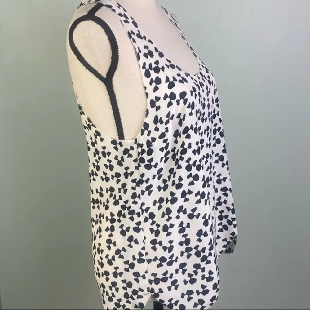 JOIE 100% Silk off-white and black lightweight tank top in size Small. EUC - Image 3