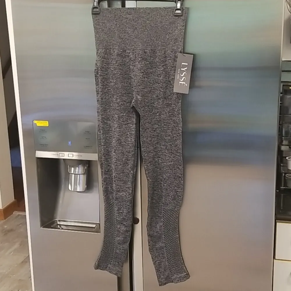 💕LYSSE💕 Payton Compression Seamless Mesh Legging - Image 8