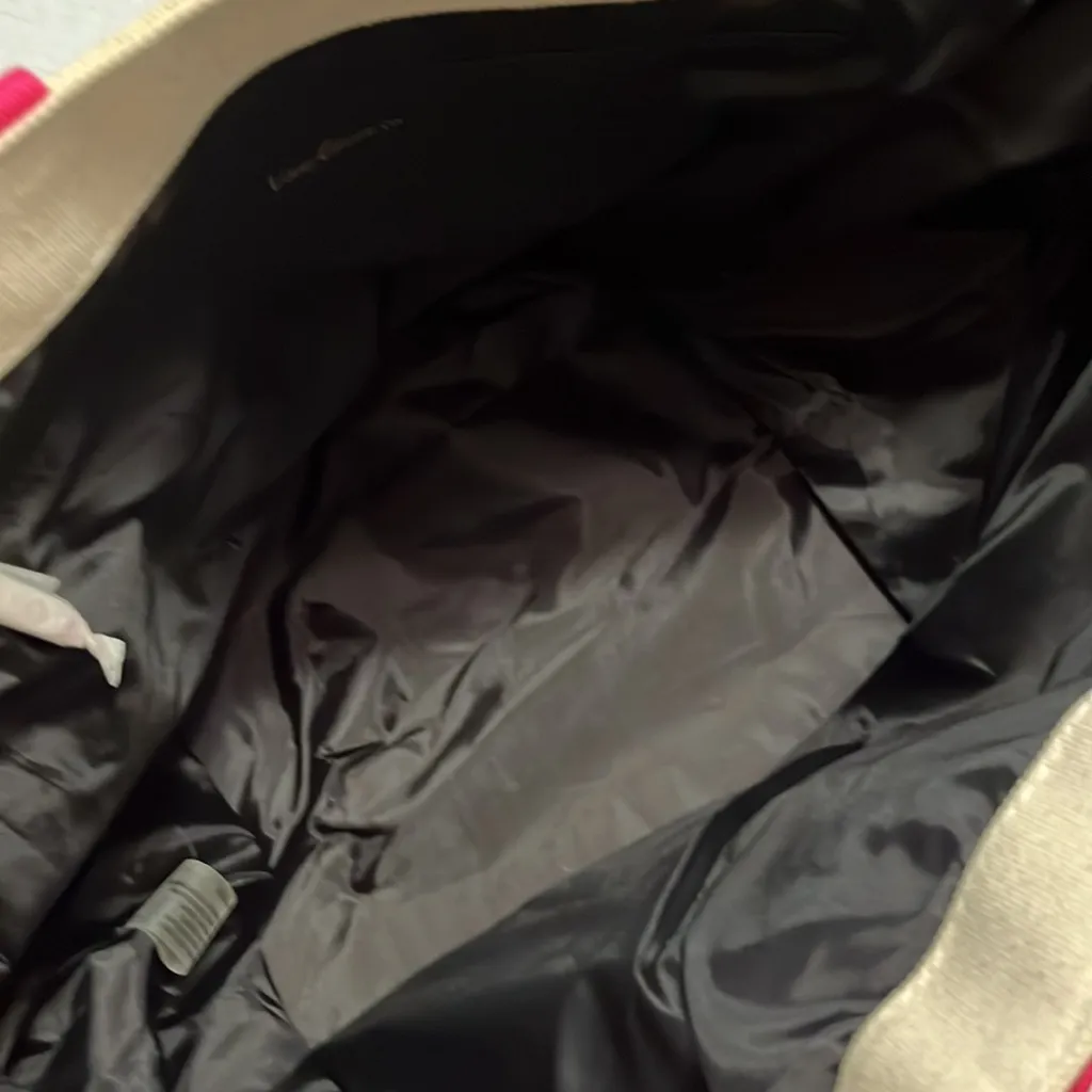 Victoria Secret travel bag or shopping bag - Image 5