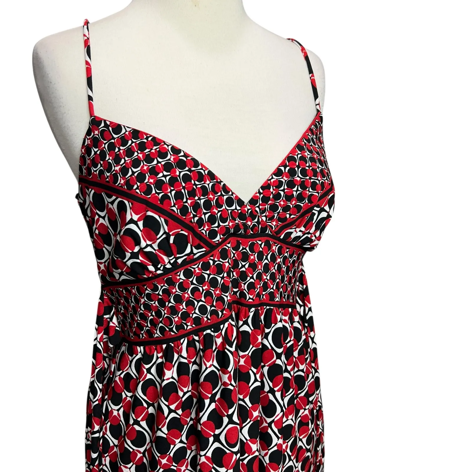 City Triangles Y2K Babydoll Dress L Red Black Geometric Stretch Coquette Retro - Image 2