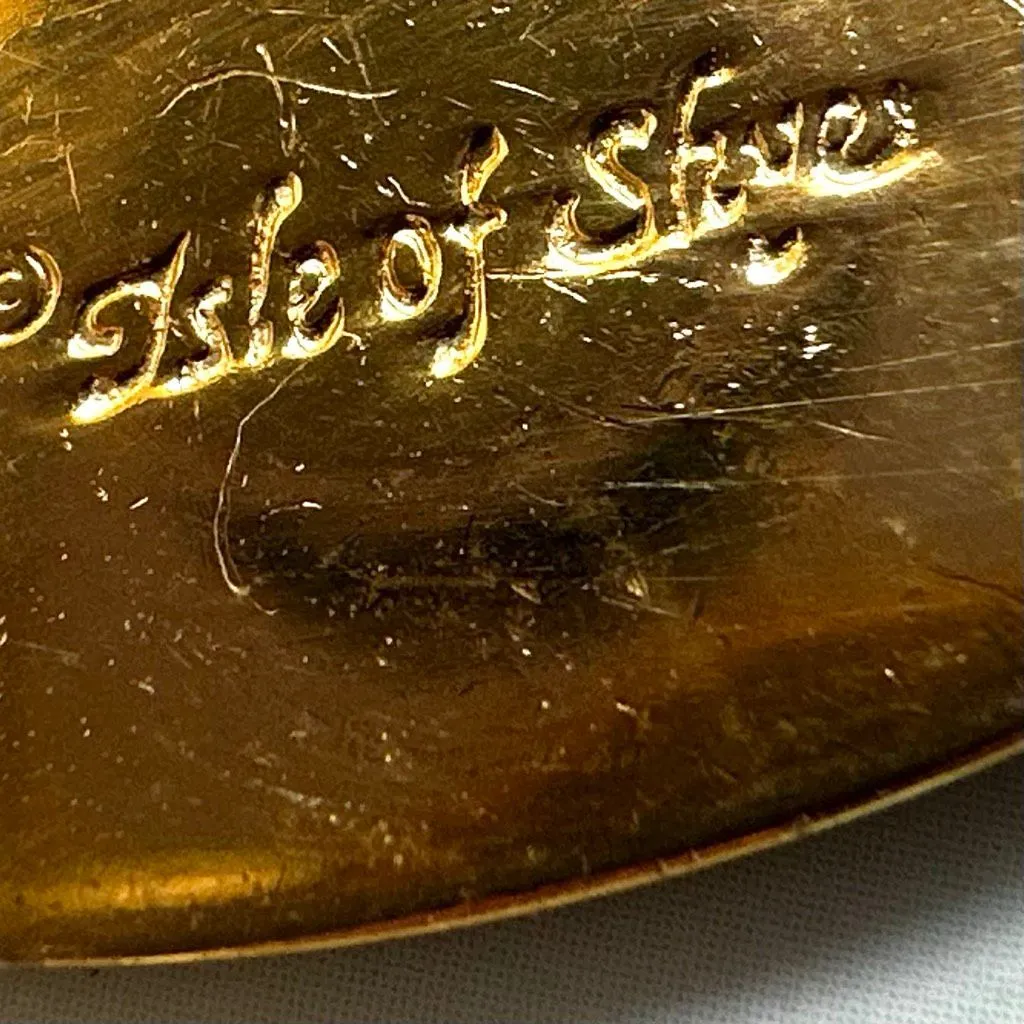 Isle of Shue Enamel cloisonné Victorian Hearts Brooch - Image 3