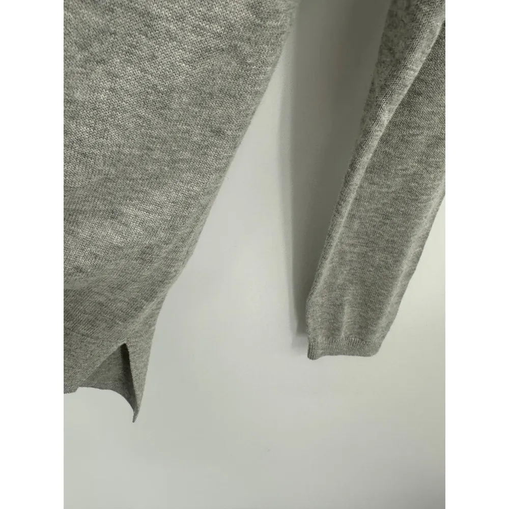 Crown & Ivy Sweater Women XS NWT Grey Red Penguin Scarf Crewneck Knit Pullover - Image 8