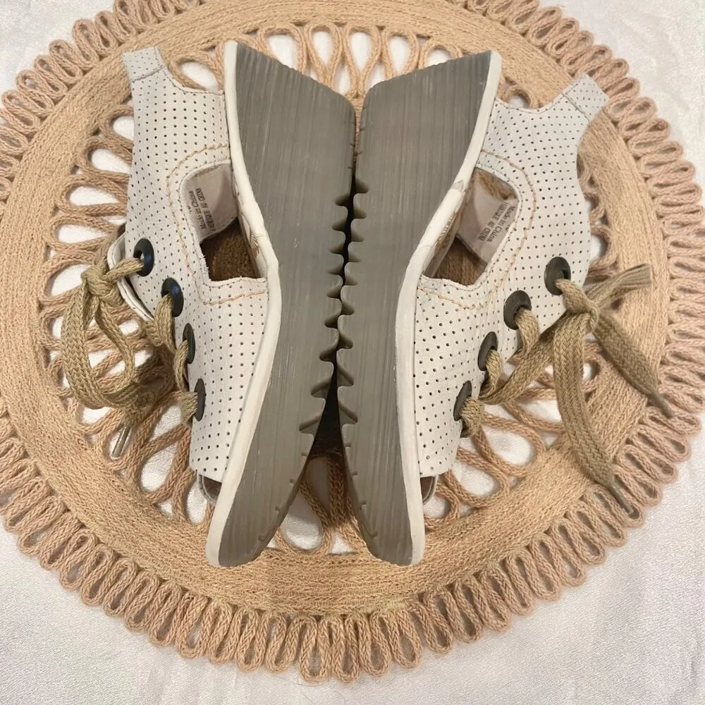 Fly London Ylva Ice Blue Perforated Leather Platform Wedge Sandals EU40 / US10 - Image 5