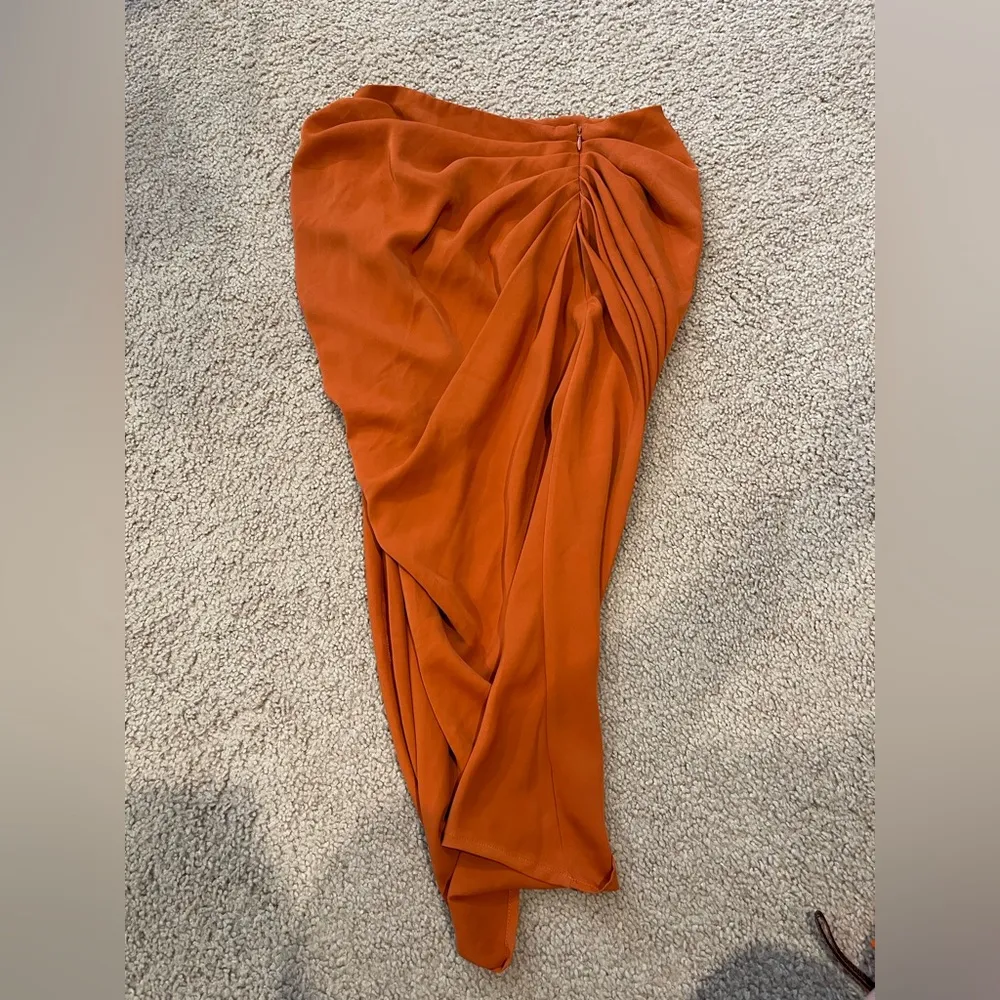 SHEIN High-Slit Ruched Burnt Orange Midi Skirt - Image 9