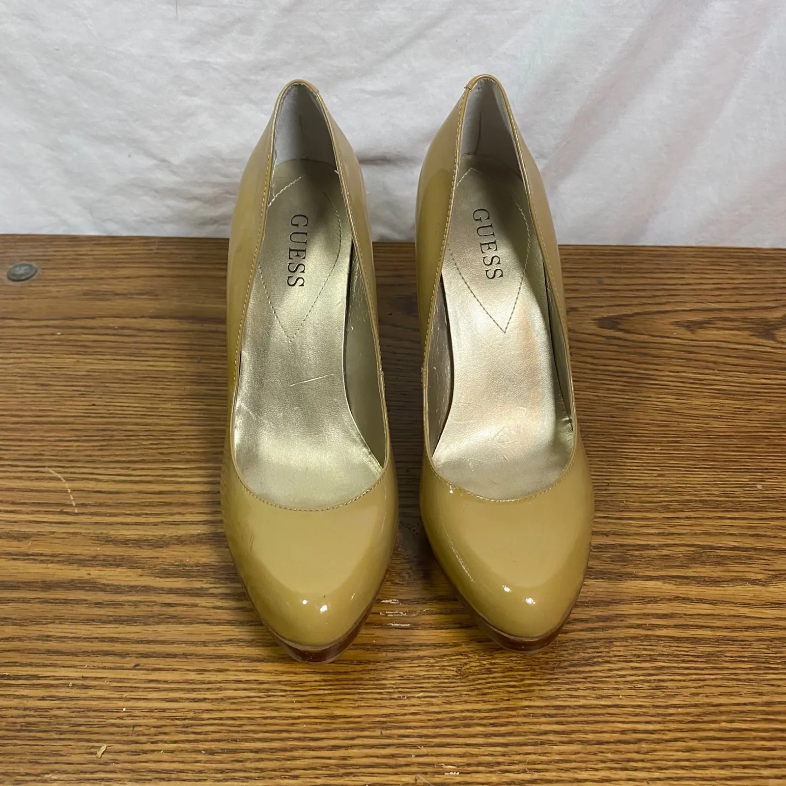 Guess‎ Pumps Heels Classic Pointed Toe Party Career Shoes Size 6 Beige - Image 2