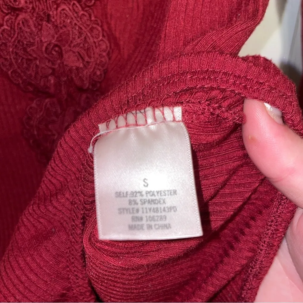 Blue Rain Long Sleeve Lace Bodysuit Women Small Lace Appliqué Ribbed Knit v-neck - Image 11