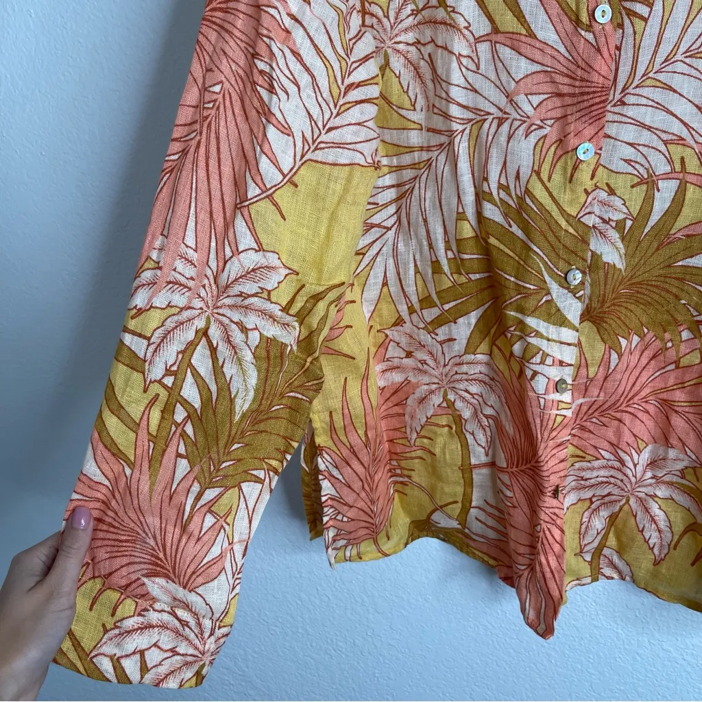 Tahari Flax Tropical Button Down Shirt Long Sleeve Medium - Image 3
