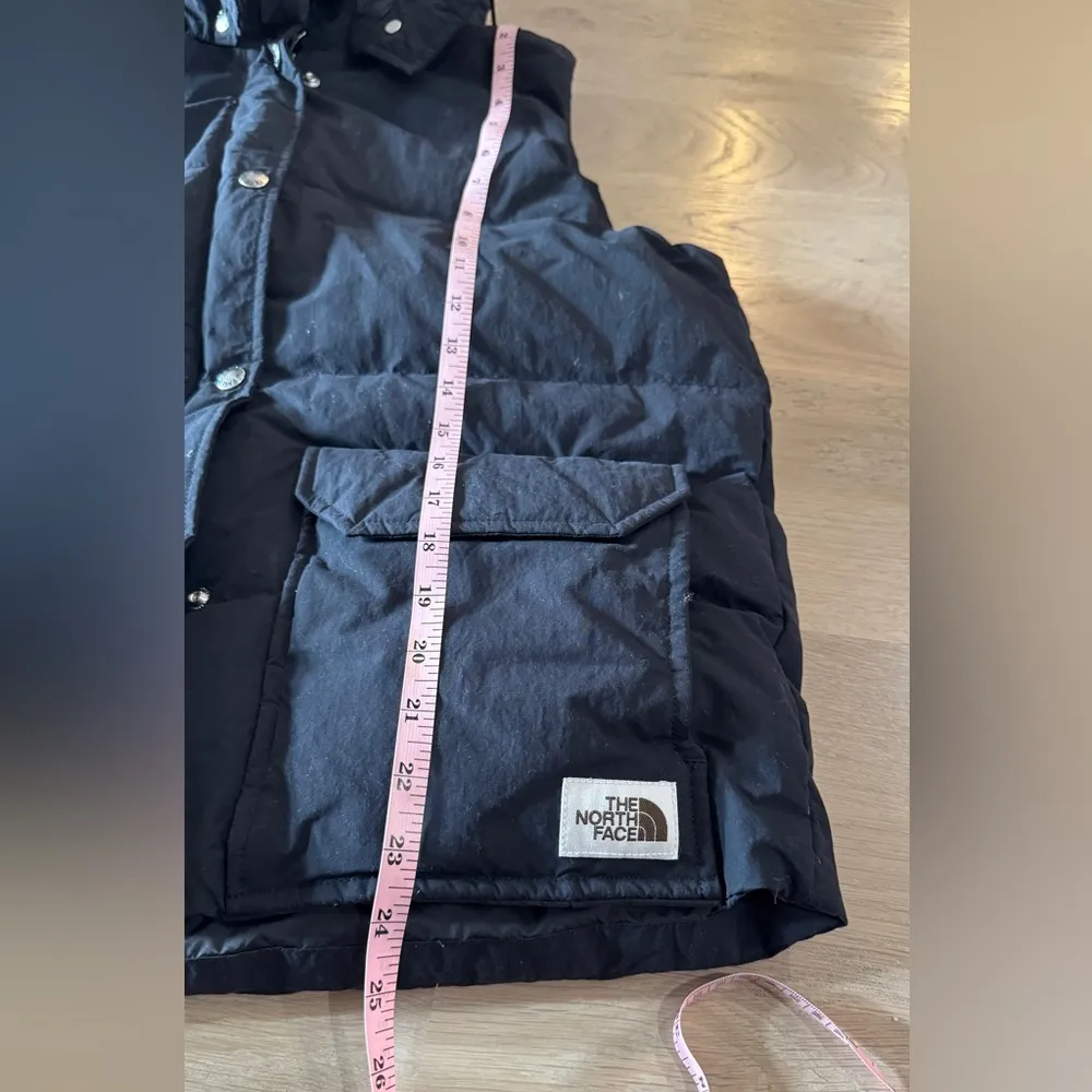 The North Face Down Sierra Vest TNF Black size medium - Image 12