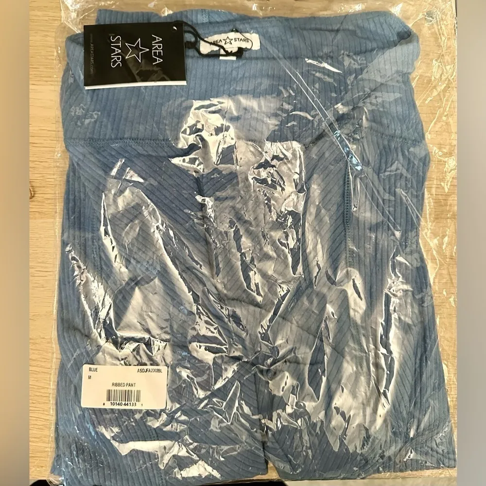 NWT Nordstrom Area Stars Ribbed Flare pant - Image 4