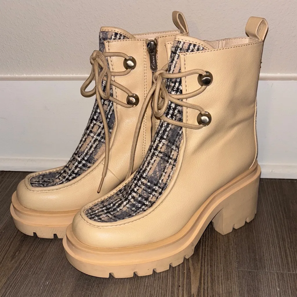 Circus by Sam Edelman Platform Boots - Image 3