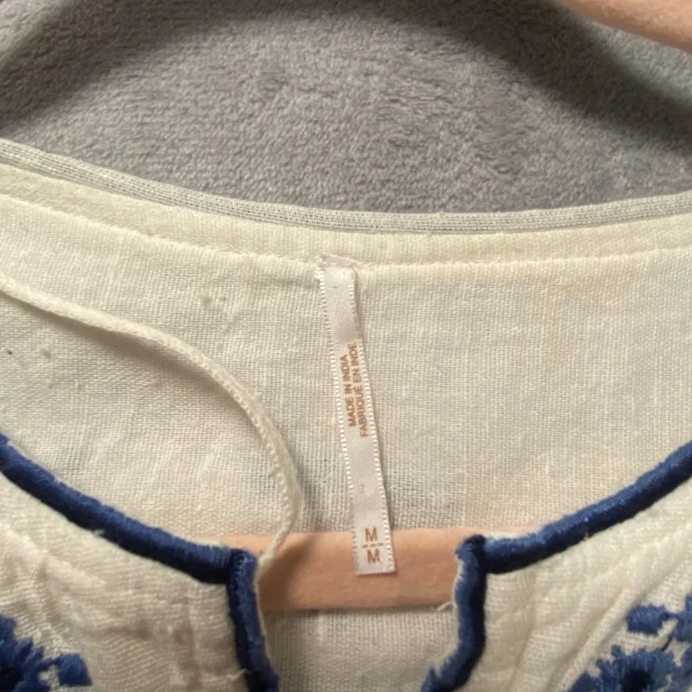 Free People Mini Dress Medium White Embroidered Blue Boho Cinch Artsy Beachy - Image 13