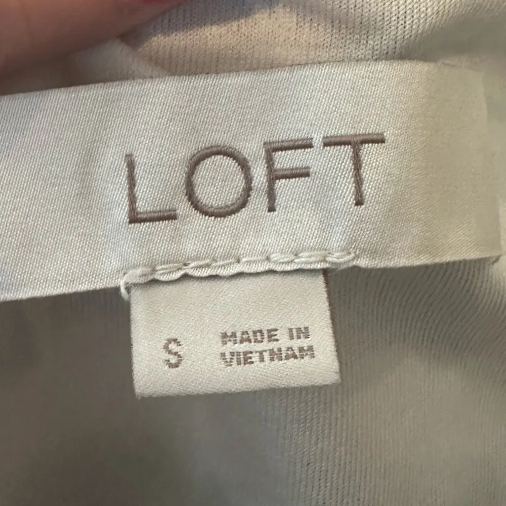 LOFT Black and White Striped Crochet V-Neck Top Size Small - Image 3