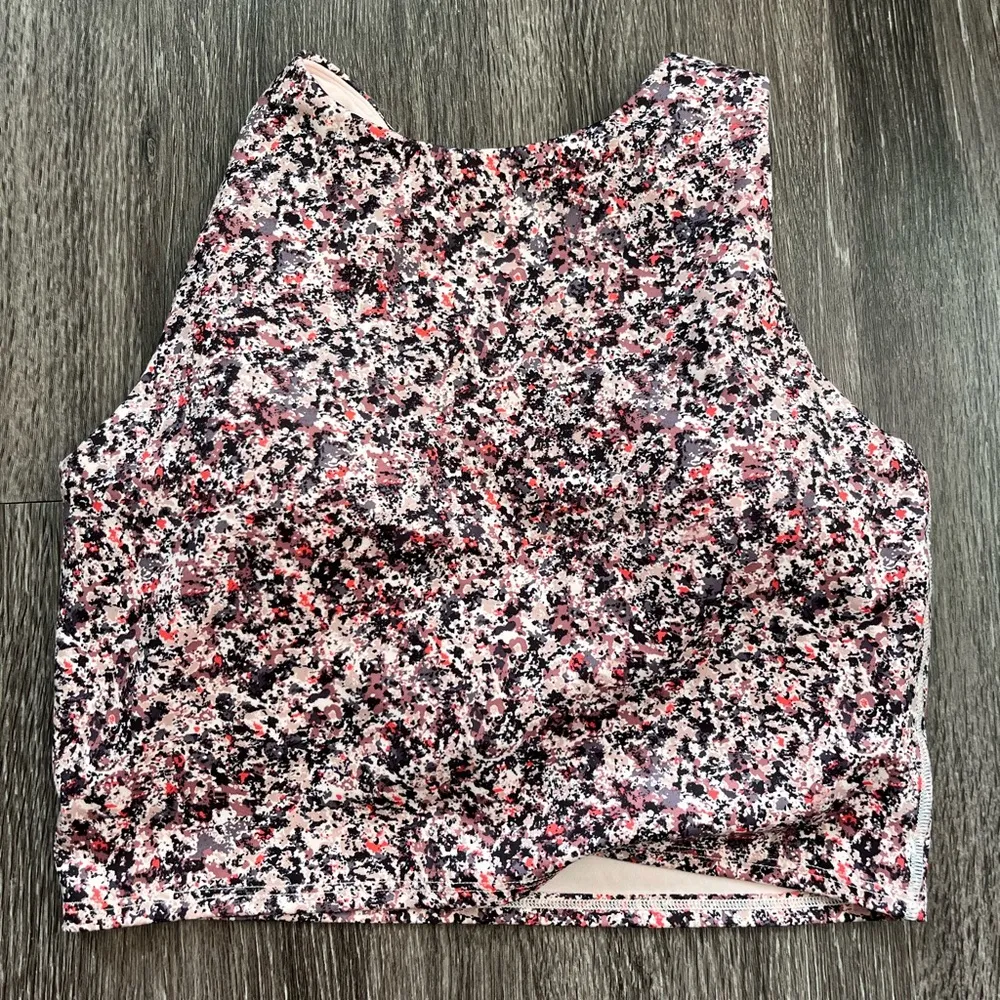 Athleta Conscious Crop - Image 3