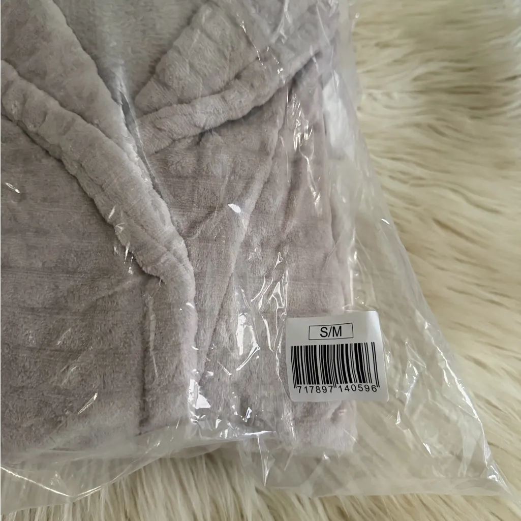 Ulta Beauty Soft Beige Plush Robe Tan - Image 3