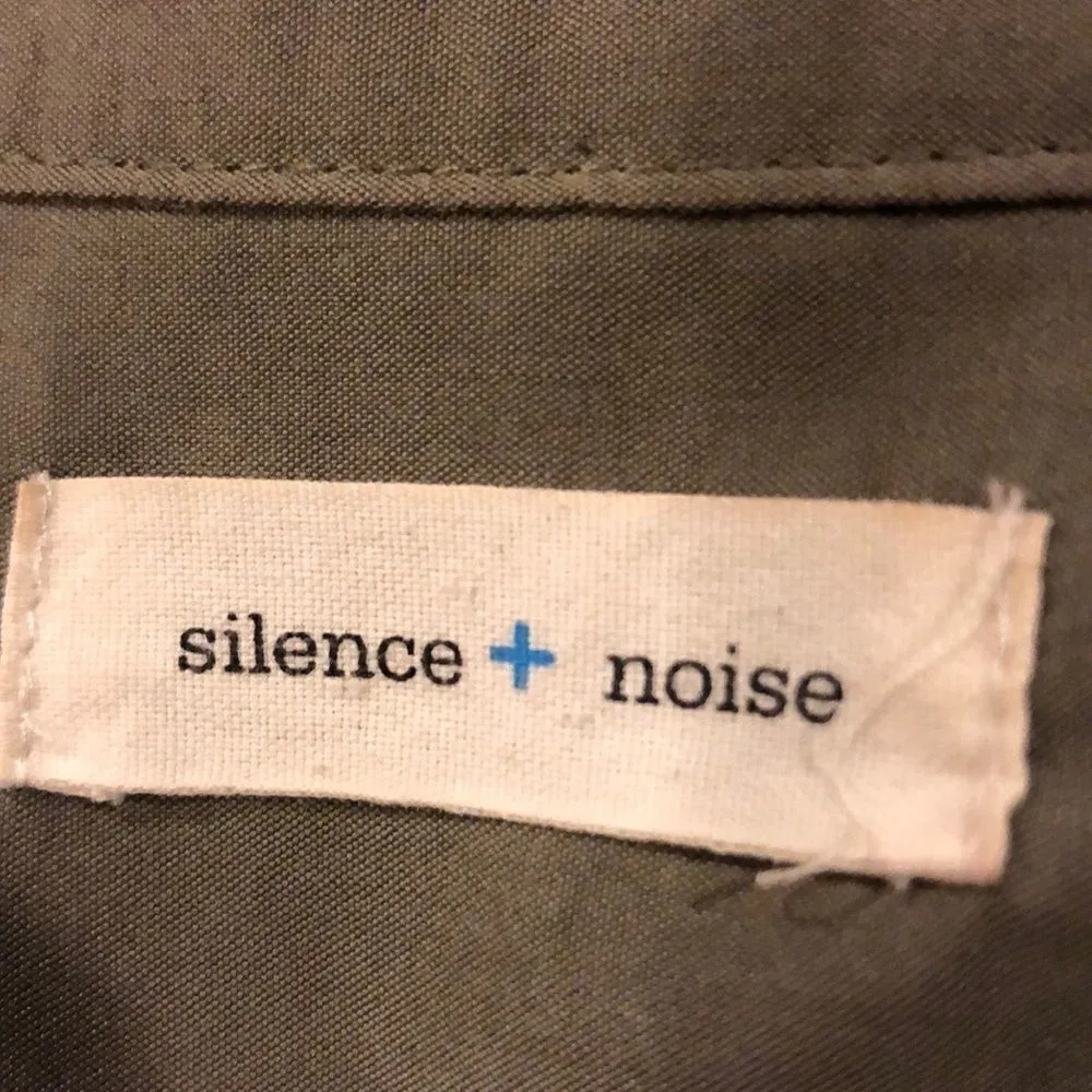 Silence & Noise Army Green Button Down Tunic Shirt - Image 7